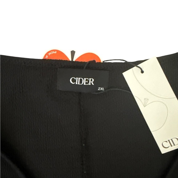 Cider Elegant Black Wrap Blouse - Picture 4 of 5